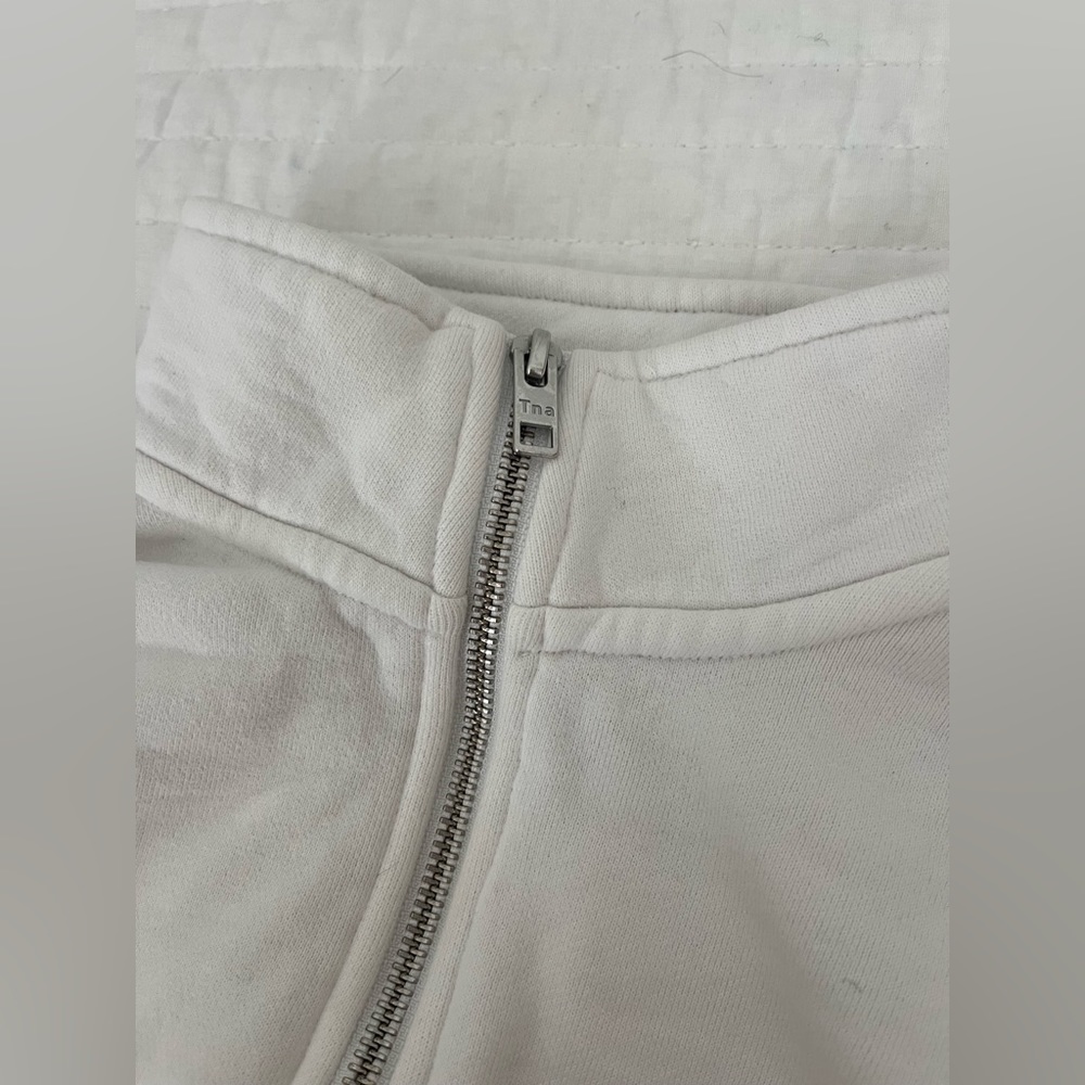 Aritzia TNA Quarter Zip - Picture 2 of 3